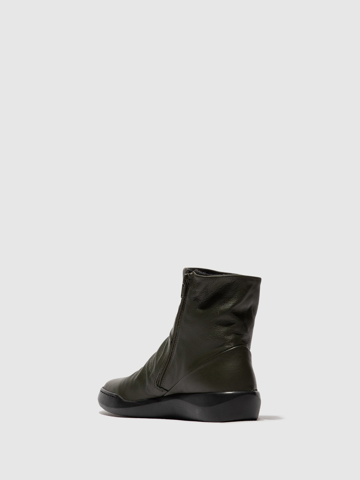 Botins com fecho em pele suave Softinos BLER550SOF verde militar