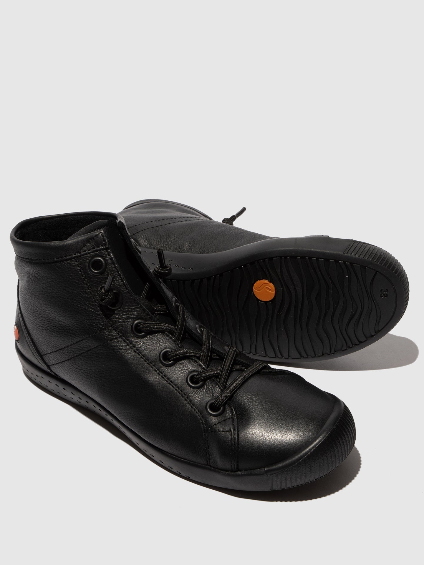 Sapatilhas em pele suave Softinos ISLEEN preto