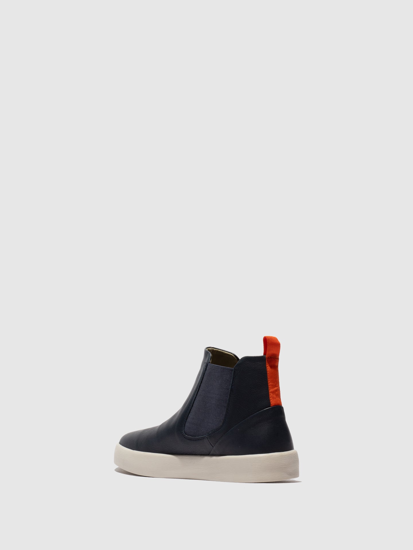 Botins Chelsea em pele suave Softinos RYKE azul-marinho