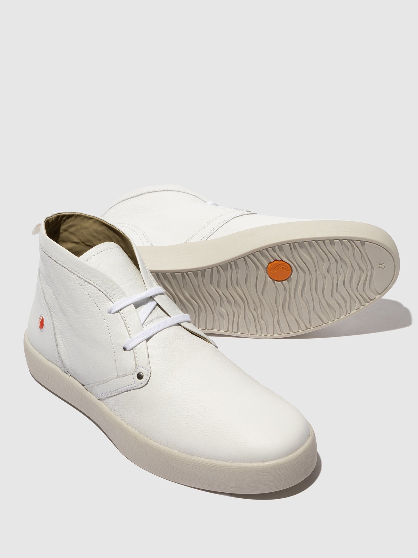 Botins em pele suave Softinos RUSK branco