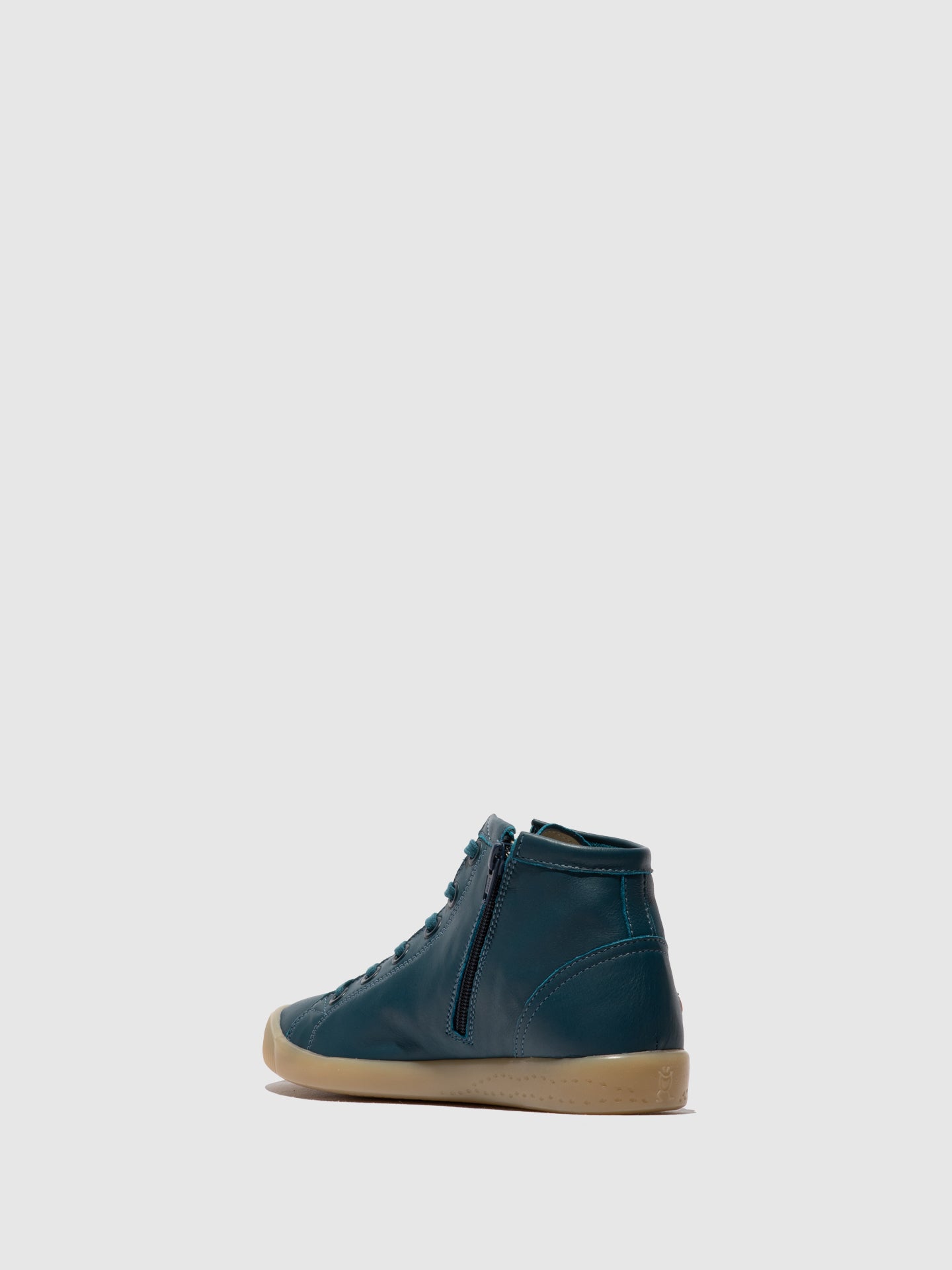Botins em pele suave Softinos azul denim