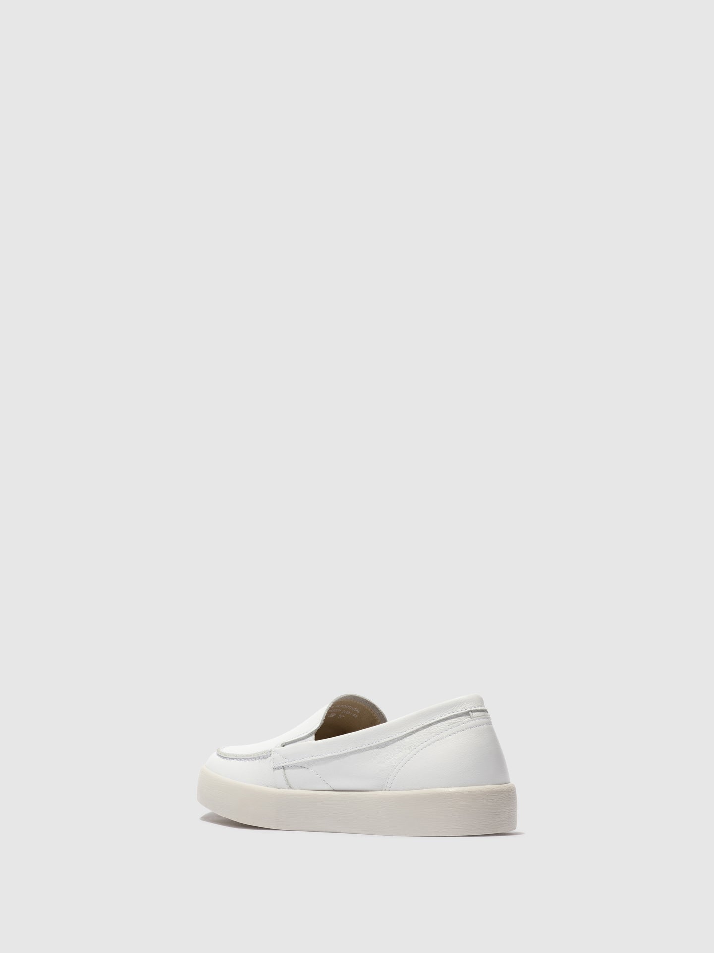 Mocassins de conforto em pele suave Softinos RUSY branco
