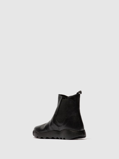 Botins Chelsea em pele suave Softinos WHAD765SOF preto com elástico preto
