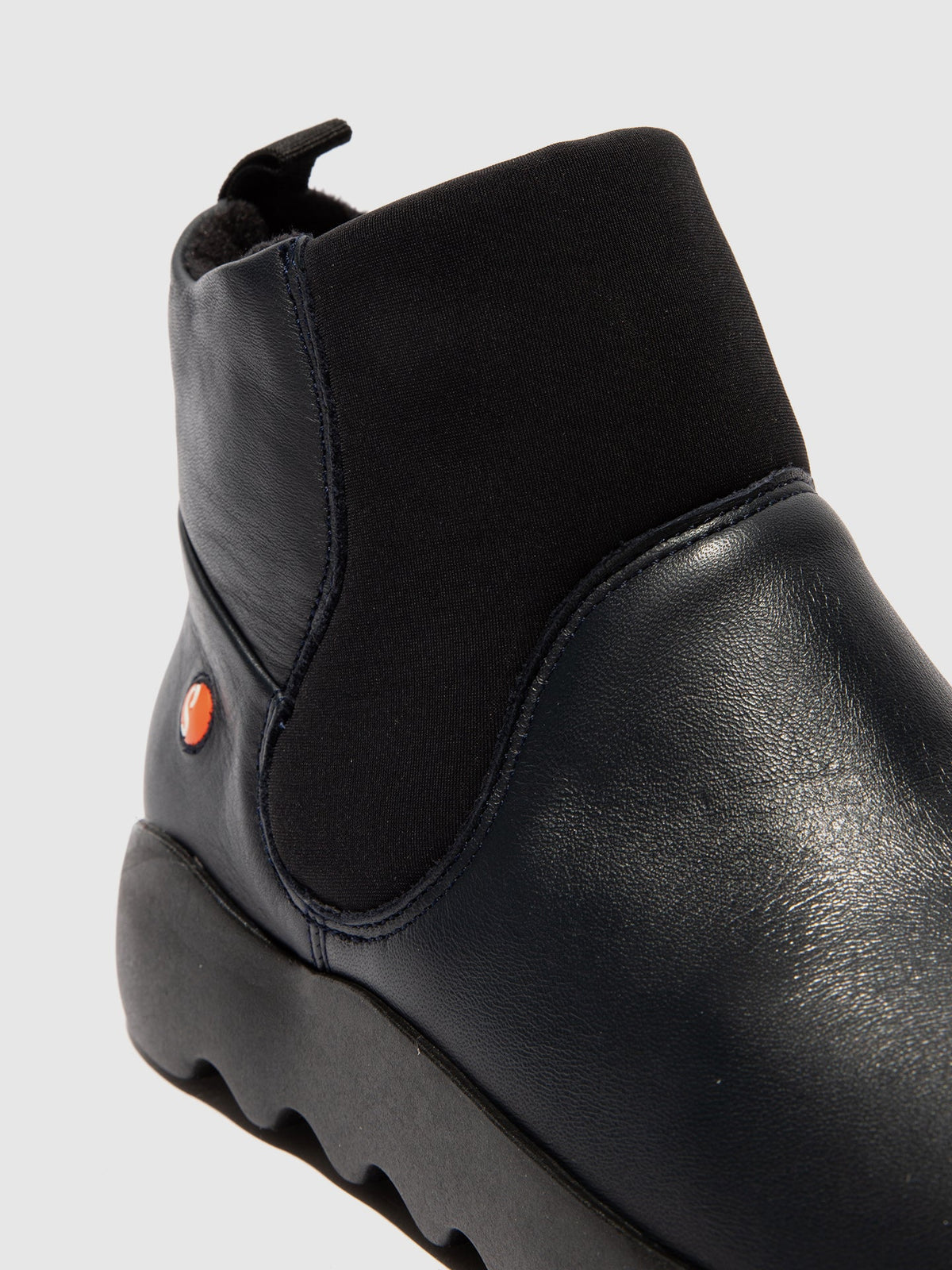 Botins com elásticos em pele suave Softinos WARY802SOF azul-marinho