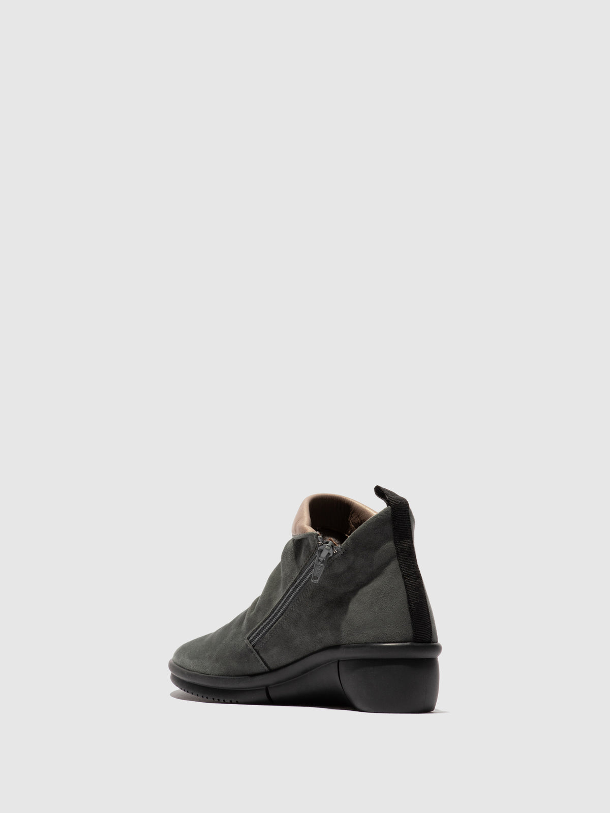 Botins em pele suave Softinos RARA cinzento
