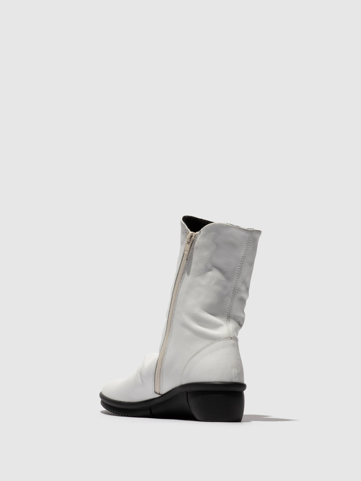 Botas em pele suave Softinos ROTT branco