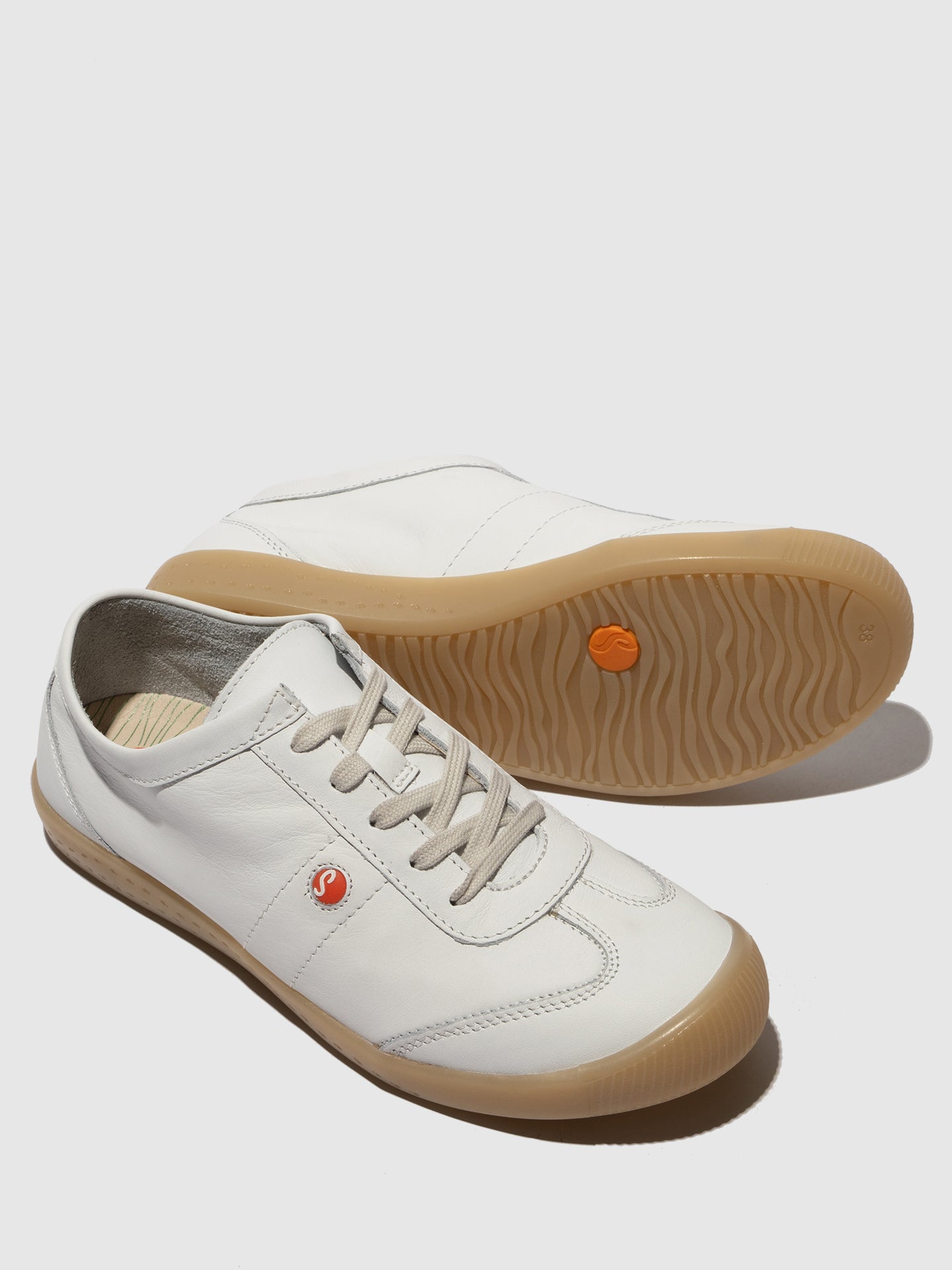 Sapatilhas em pele suave Softinos IRIE branco