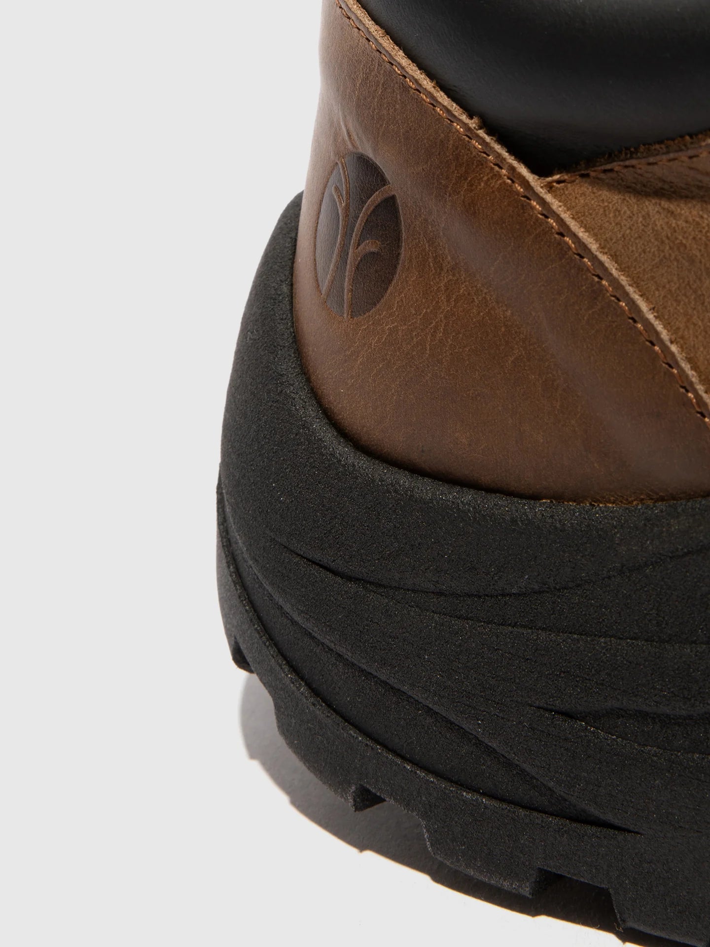 Sapatos com Atacadores em Pele Fred & Frederico RAFS Camel