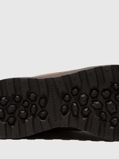 Botins com Atacadores em Pele Fred & Frederico RAIK Camel