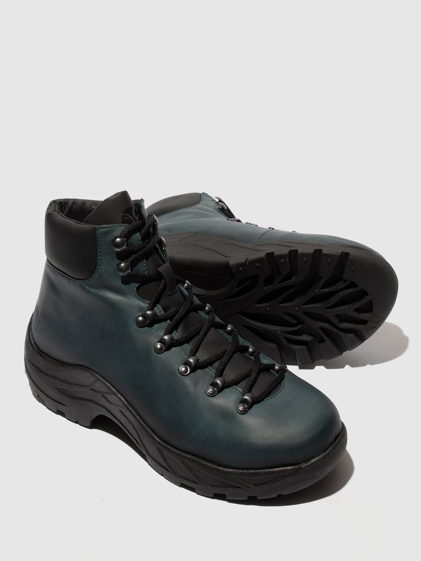 Botins com Atacadores em Pele Fred & Frederico RIXE Petróleo e Preto