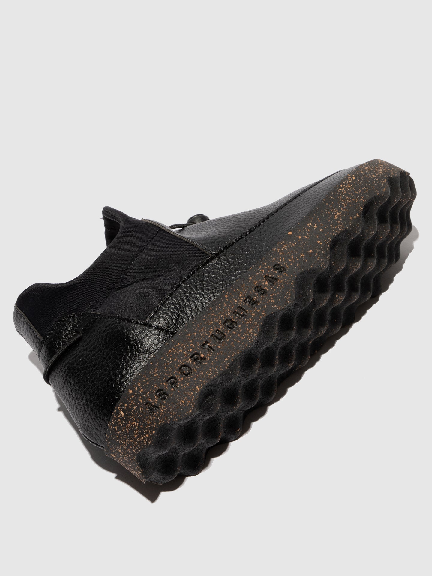 Botins em material reciclado As Portuguesas CARRY preto