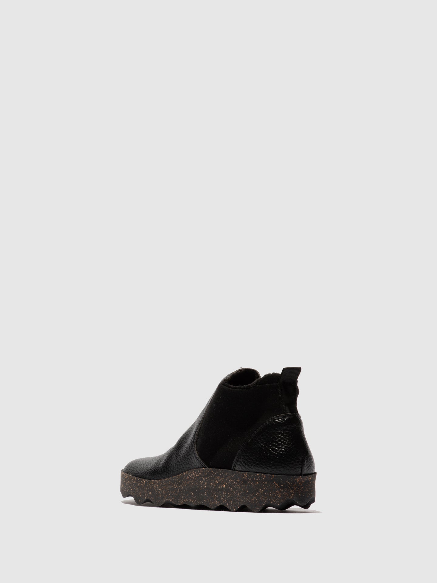 Botins em material reciclado As Portuguesas COLM preto